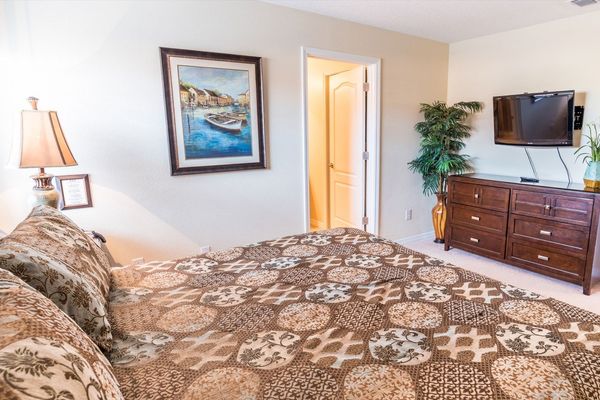 Master King Bedroom 3
50" Smart TV