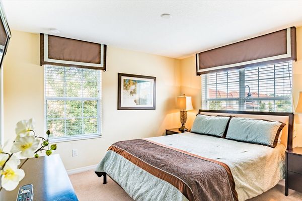 King Suite Bedroom 5 (Angle)
Attached Bathroom
Shower
