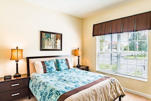 Queen Bedroom 1 (Angle)