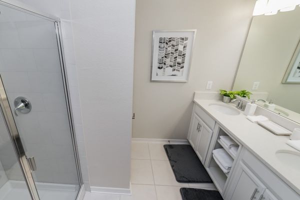 Master Bathroom 1
Shower