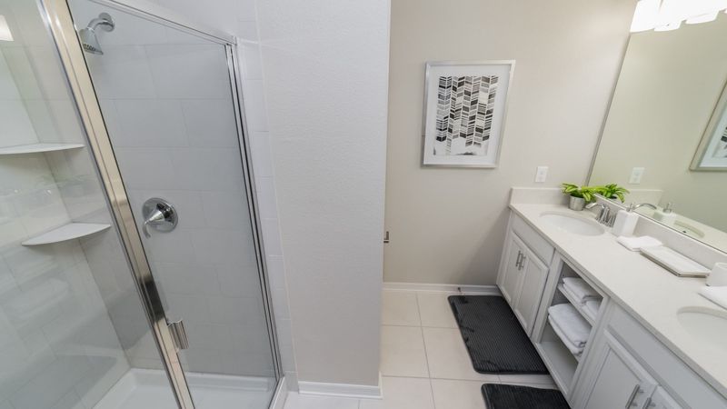 Master Bathroom 1
Shower