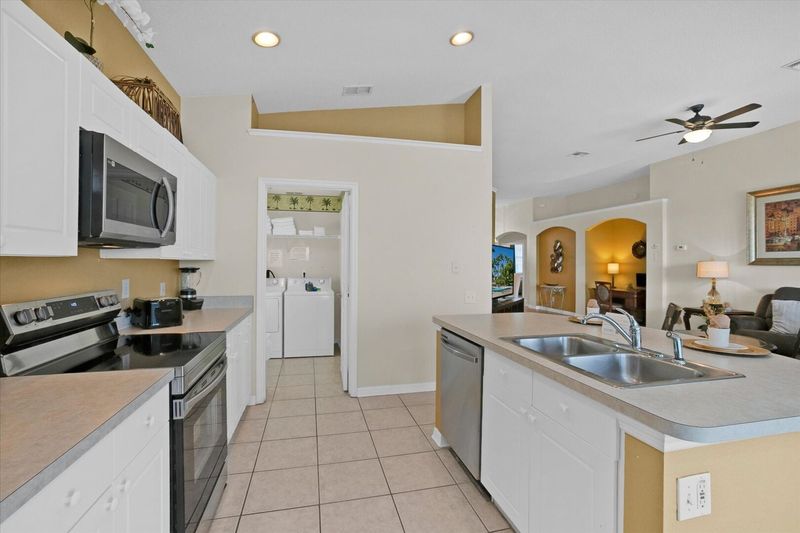 Kitchen (Angle)