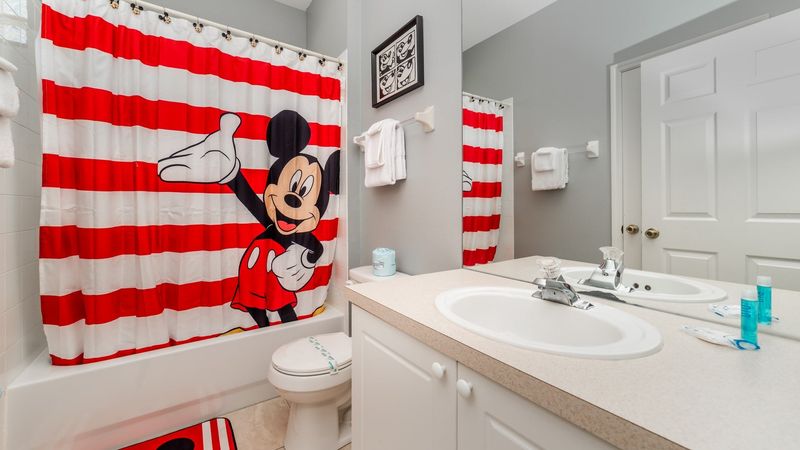 Hall Bathroom 3 
(Tub/Shower Combo)