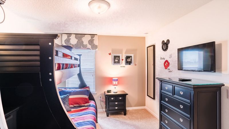 Twin/Double Bunk + Twin Trundle Bedroom 7 (Angle)
32" Smart TV
