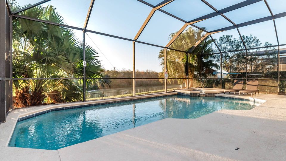 Pool
Faces West
No Rear Neighbors