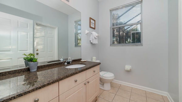 1/2 Bathroom 
Door To Pool