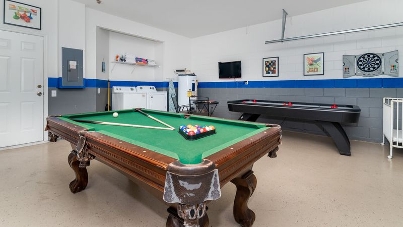 Game Room Downstairs
32" TV
Pool Table Converts to Ping Pong Table
Air Hockey