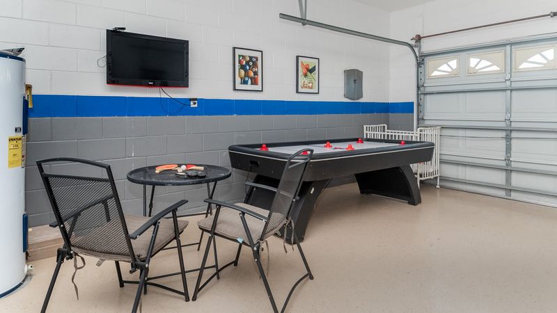 Game Room (Angle)