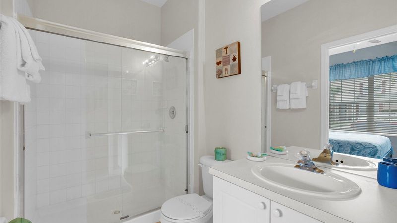 Shared Bathroom 3 Downstairs
Shower