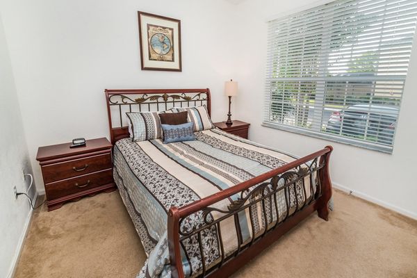 Queen Bedroom 3 
Downstairs
Shared Bathroom