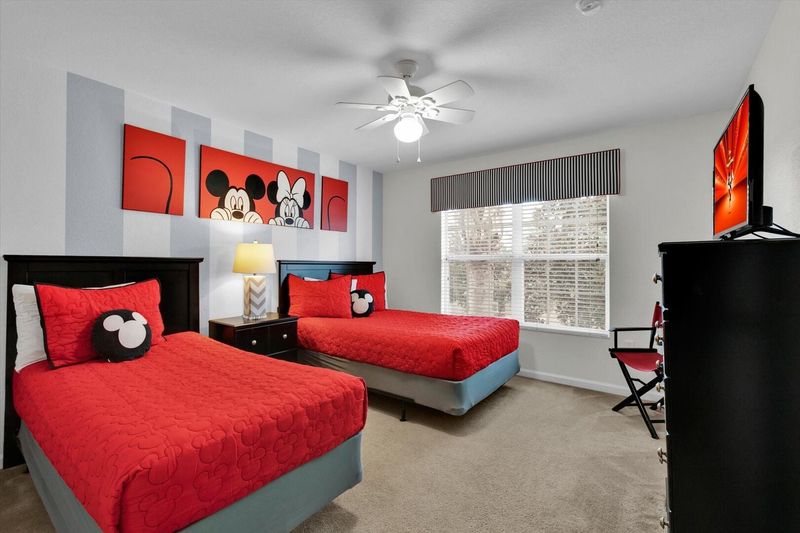Twin/Double Bedroom 4 Upstairs
Mickey Theme