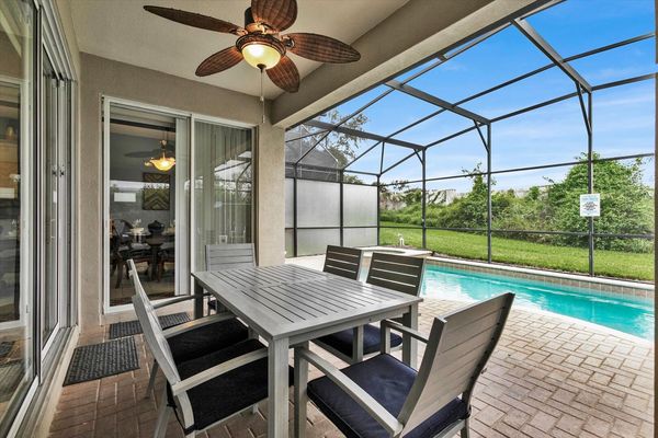 Patio Dining (Angle)