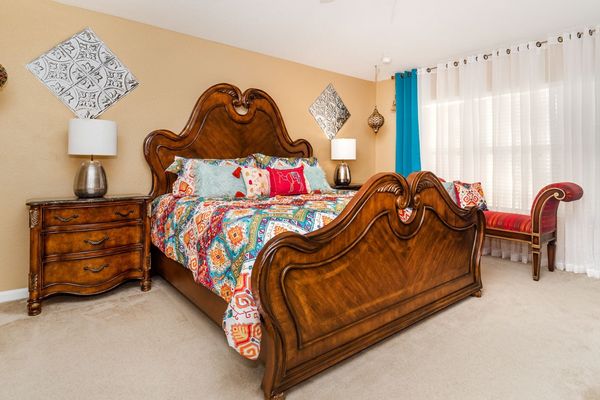 Master King Bedroom 1 Upstairs
Attached Bathroom