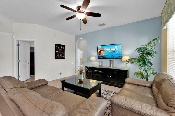 Family Room (Angle)
55" TV