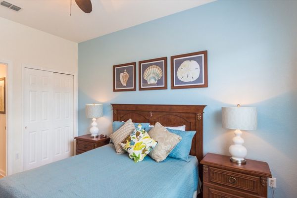 Queen Suite Bedroom 2 Downstairs
Attached Bathroom
Shower