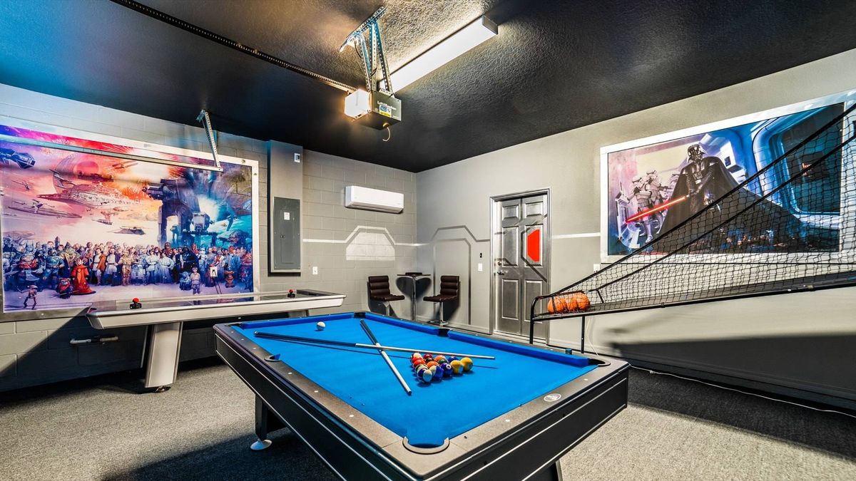 Game Room Downstairs
Has AC
Pool Table
Air Hockey
Basketball Hoops