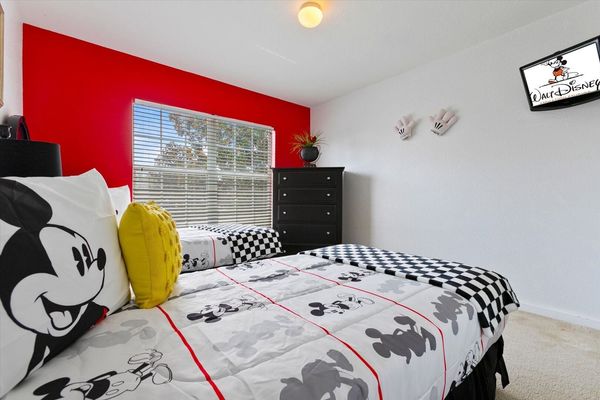 Two Twins Bedroom 5 (Angle)
22" TV