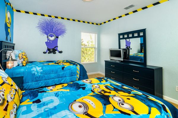 Two Twins Bedroom 4
32" Roku TV