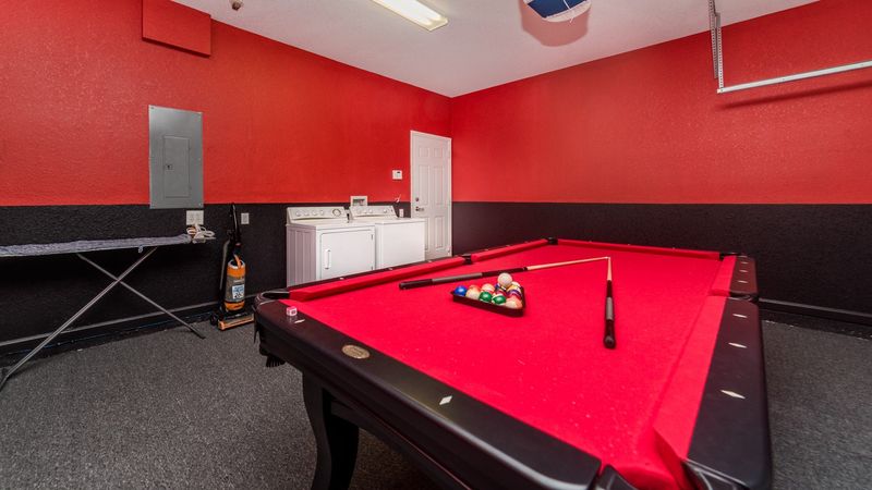 Game Room
Pool Table