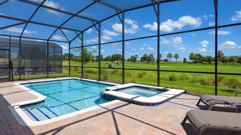Pool/Spa (Angle)