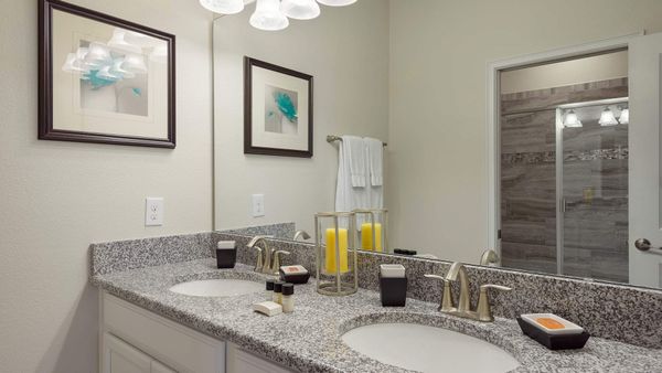 King Suite Bathroom 2 Downstairs
Shower