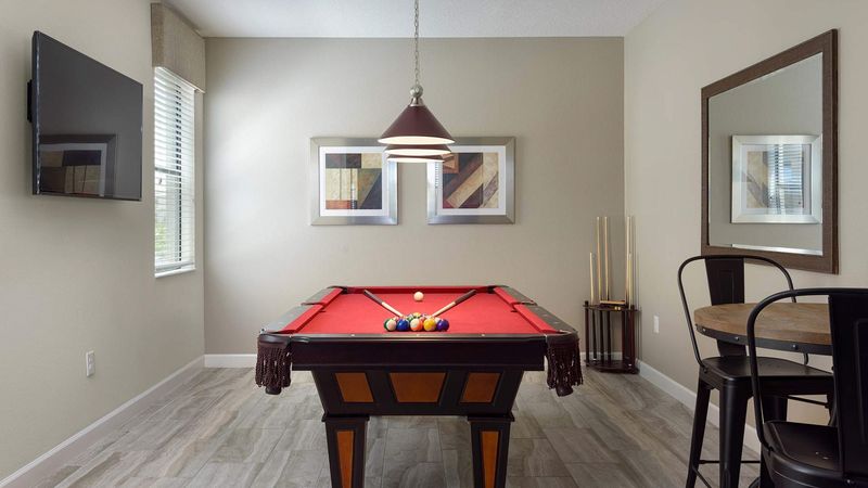 Game Room Downstairs
55" TV
Pool Table