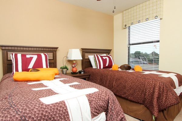 Two Twins Bedroom 4 Upstairs
32" TV