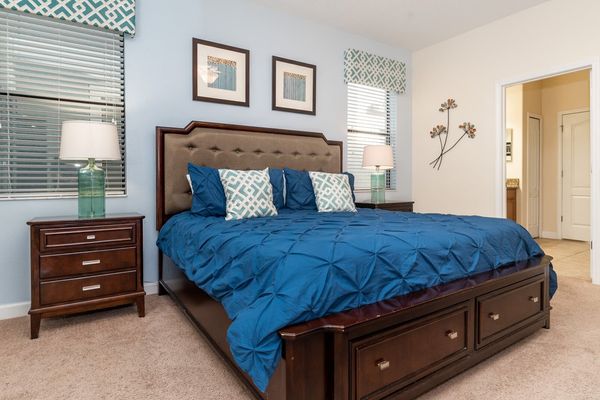 Master King Bedroom 1 Downstairs
Attached Bathroom