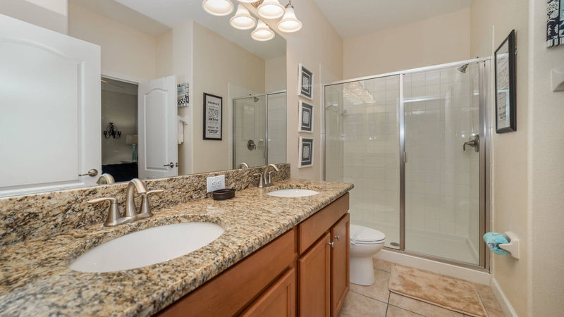 King Suite Bathroom 2 Downstairs
Shower