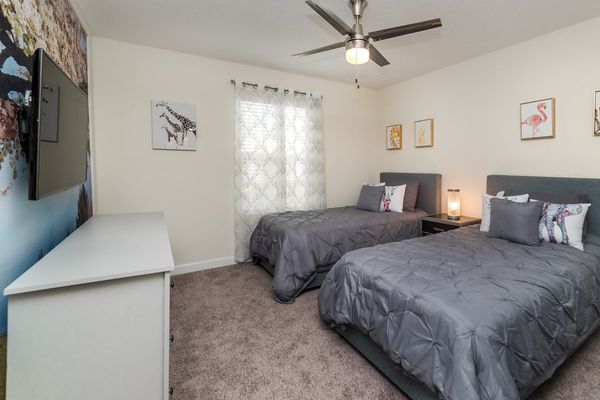 Two Twins Bedroom 2 Upstairs