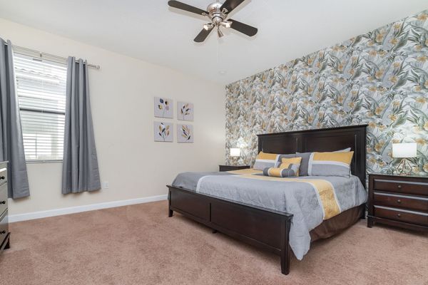 Master King Bedroom 1 
Attached Bathroom