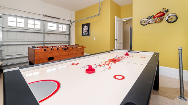 Game Room (Angle)