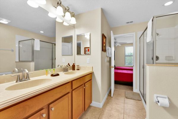 Jack N Jill  Bathroom 4, Upstairs
Shower