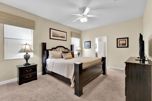 Master King Bedroom 1 Downstairs
Attached Bathroom