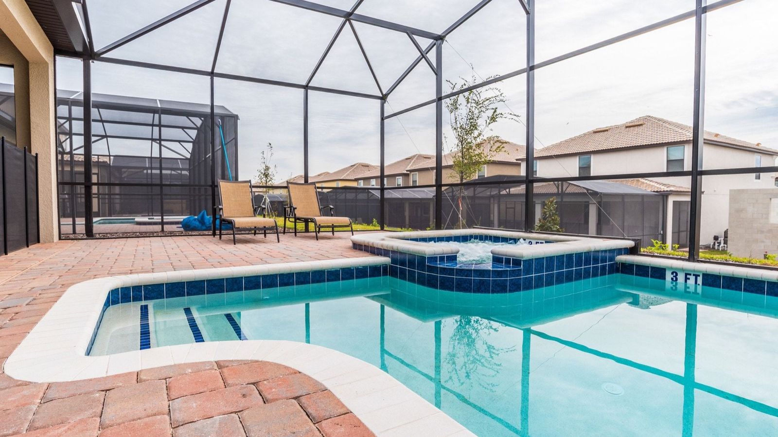 Pool/Spa
Pool Faces South