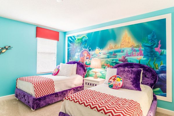 Two Twins Bedroom 6 Upstairs
Shared Bathroom-Shower
Mermaid