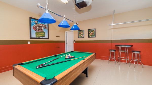 Game Room
Pool Table