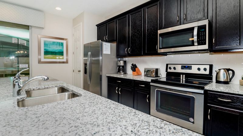 Kitchen (Angle)