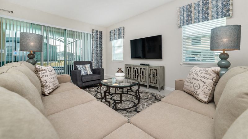 Living Room Angle
65" Smart TV