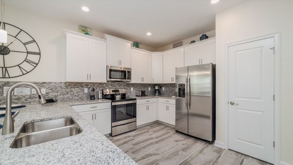 Kitchen (Angle)