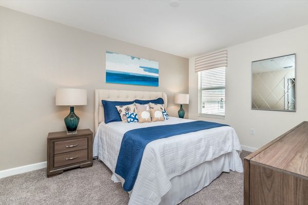 Queen Bedroom 8 Upstairs
Shared Bathroom-Shower