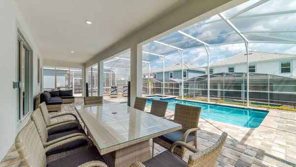 Pool/Spa and Patio (Angle)
Pool Faces East
