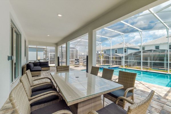 Pool/Spa and Patio (Angle)
Pool Faces East