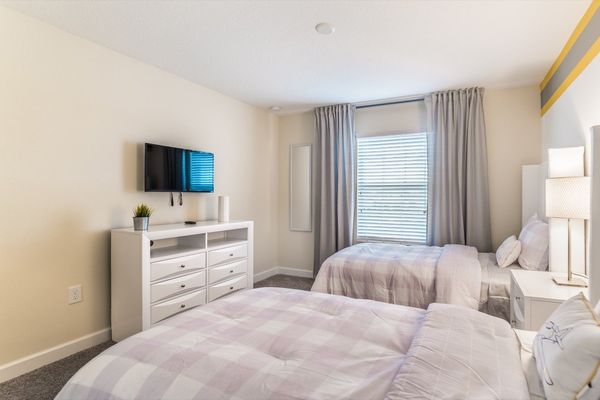 Two Twins Bedroom 2 
32" TV