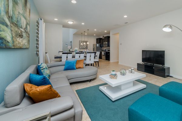 Living Room (Angle)
50" Smart TV