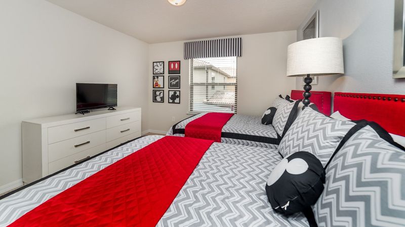 Double/Double Bedroom 3 Upstairs
32" TV