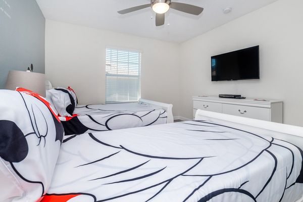 Twin/Double Bedroom 3 (Angle)
43" Smart TV