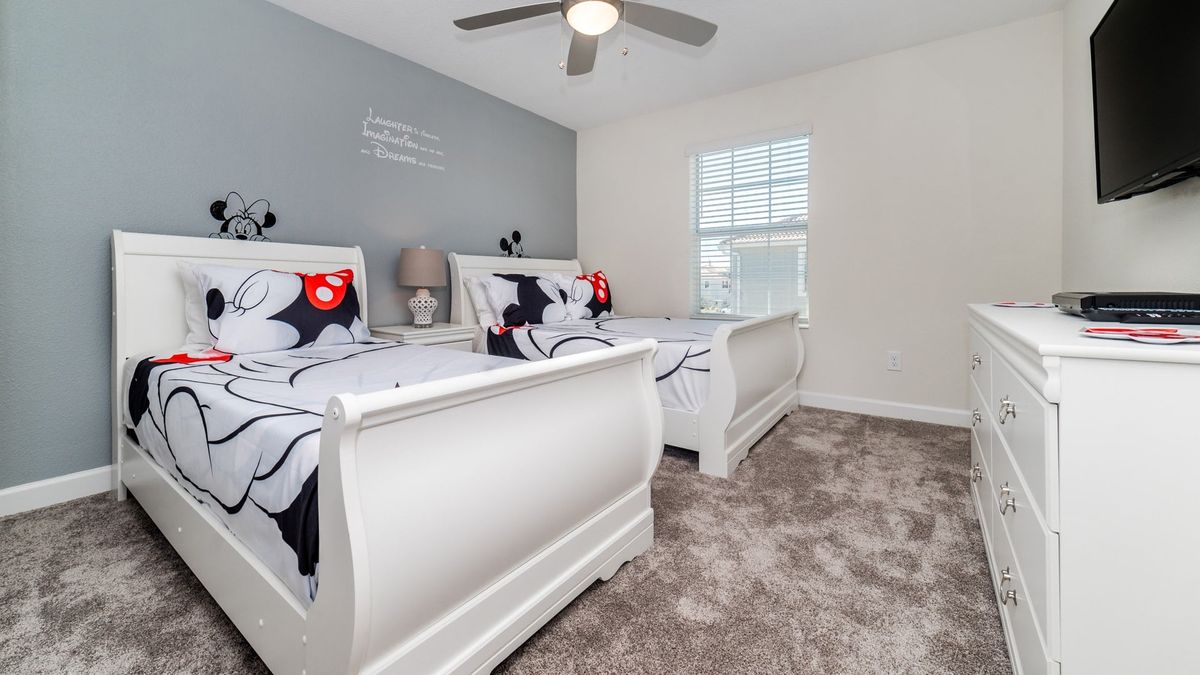 Twin/Double Bedroom 3  Upstairs
43" Smart TV