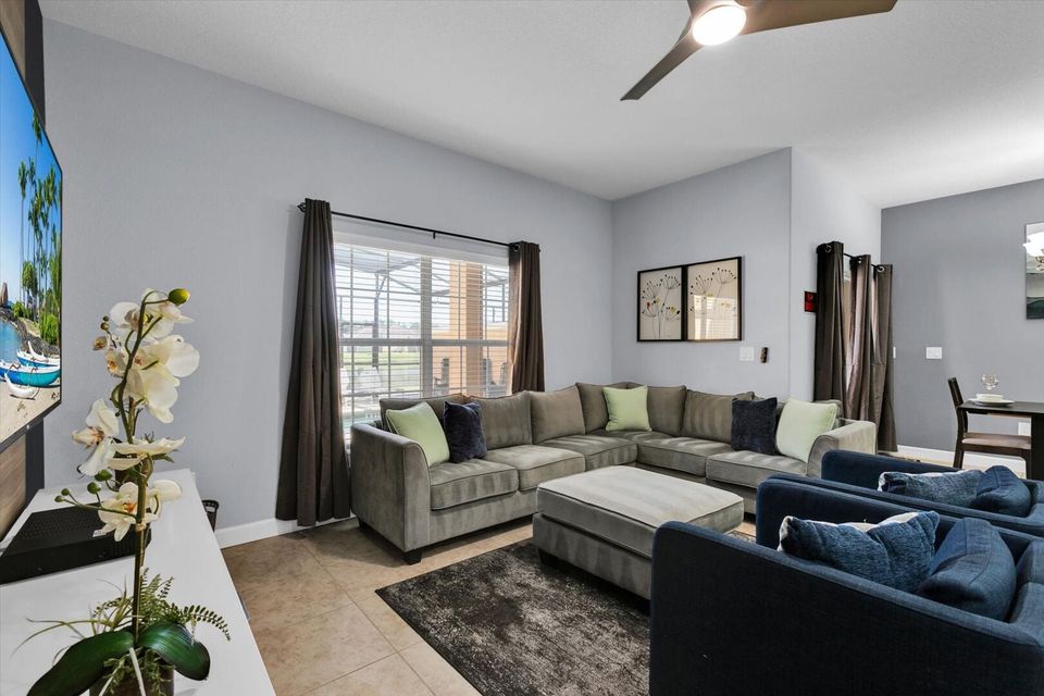Living Room (Angle)