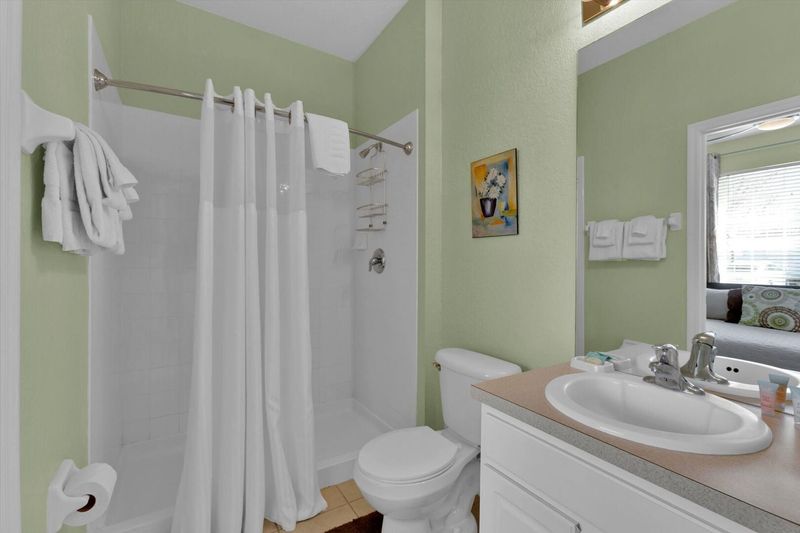 Shared Bathroom 3 Downstairs
Shower